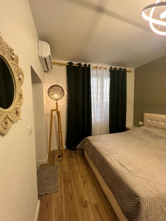 New Bazaar Cane Apartment 3 티라나 외부 사진