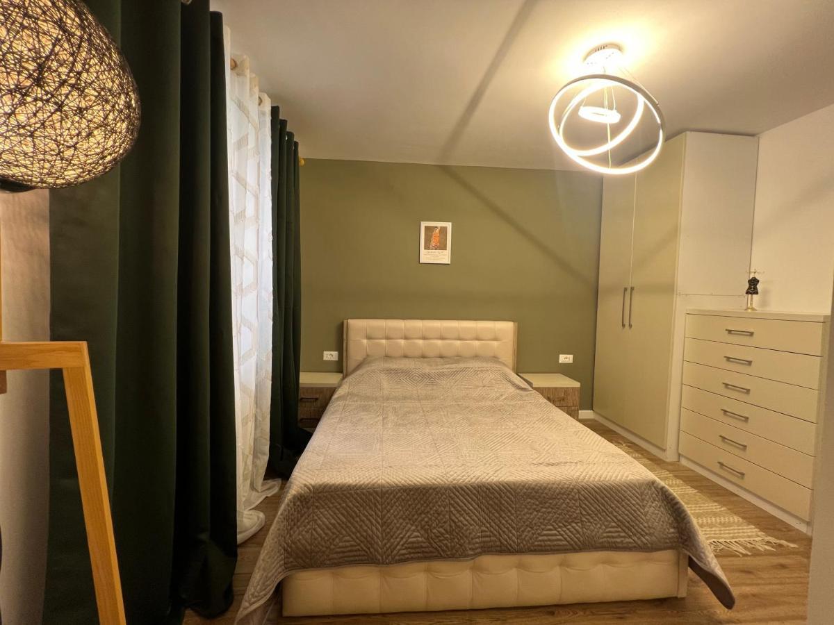 New Bazaar Cane Apartment 3 티라나 외부 사진